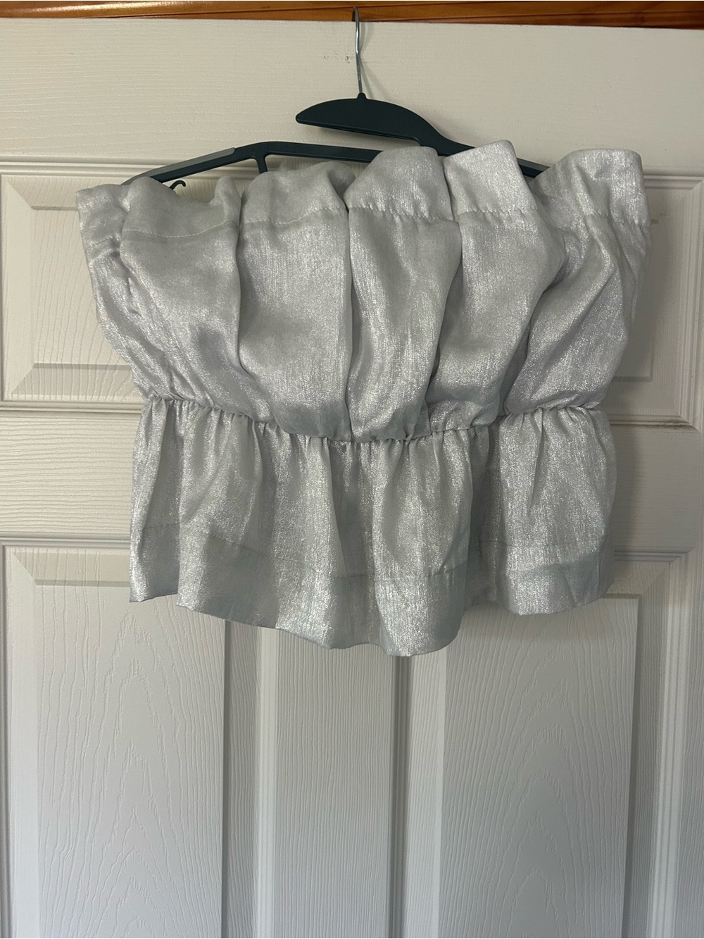Versona Silver Strapless Ruffled Peplum Top